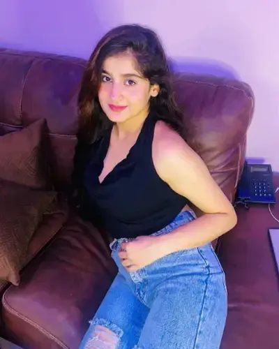 Call Girls New Market Cash On Delivery